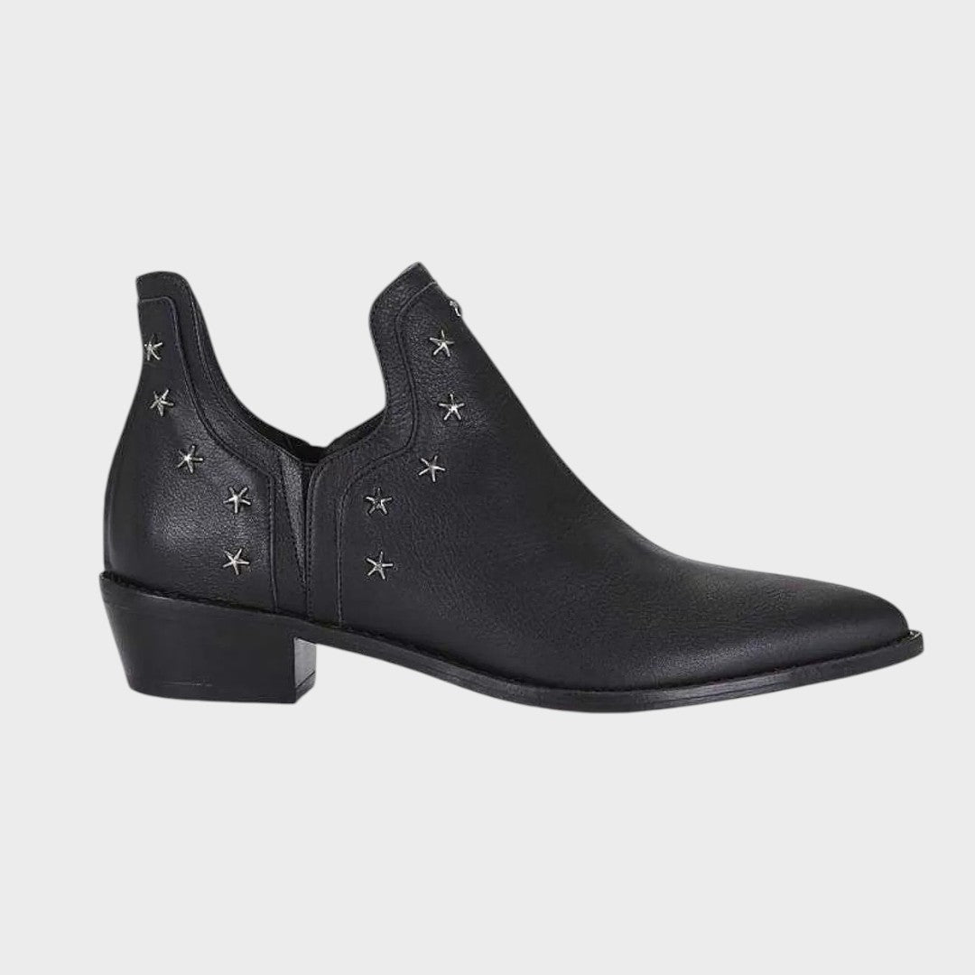 Estrella | Leather Ankle Boots with Pointed Shape