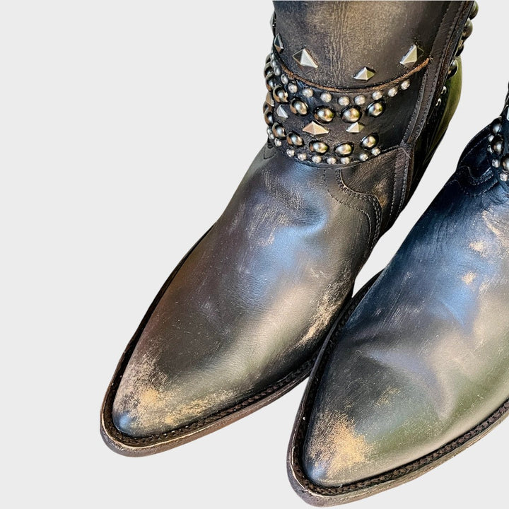 Melinda | High-Cut Boots