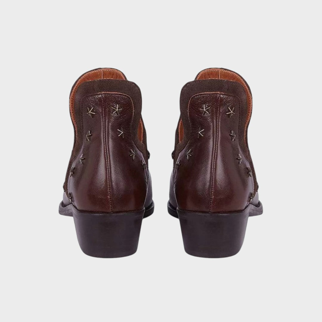 Estrella | Leather Ankle Boots with Pointed Shape