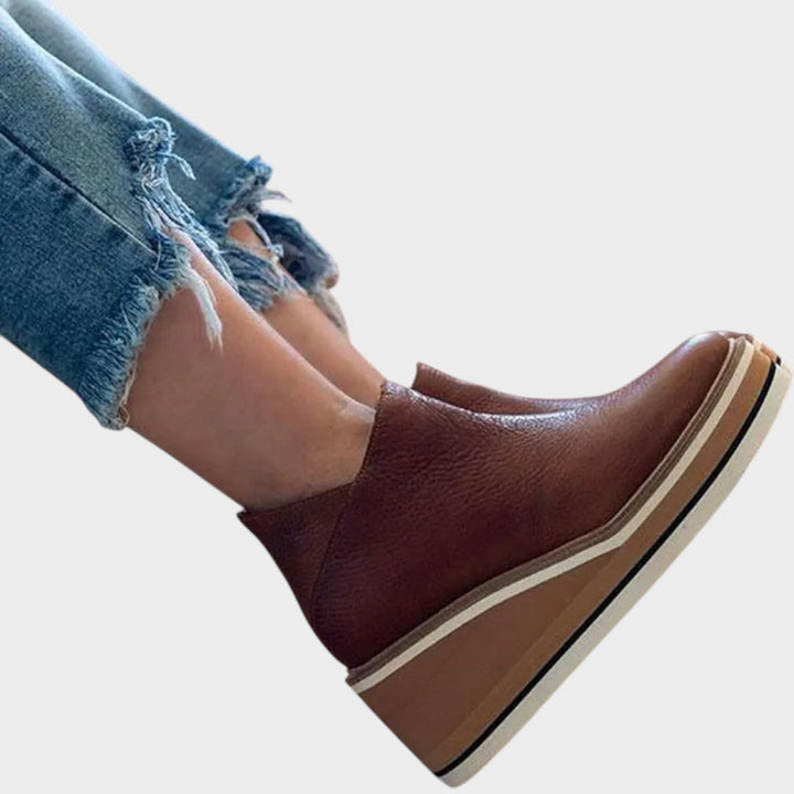 Vina | Leather Ankle Boots with Platform