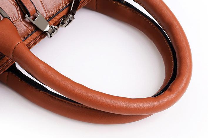 Palmer │ 4-Piece Crocodile Pattern Handbag