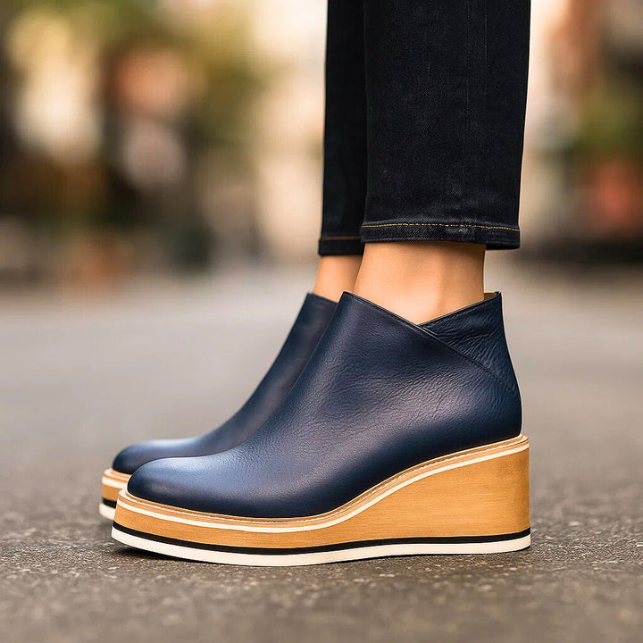 Mila Monroe Platforms