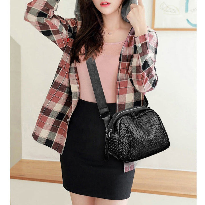 Soleil │ Chic Lightweight Shell Crossbody Bag