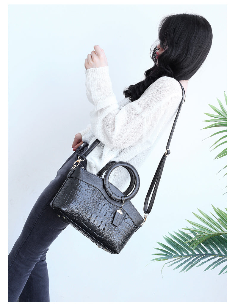 Octavia │ Classic Everyday Handbag