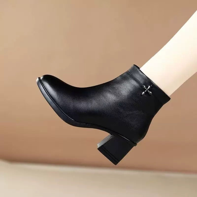 Sylvia ⏐ Premium Leather Orthopedic Boots