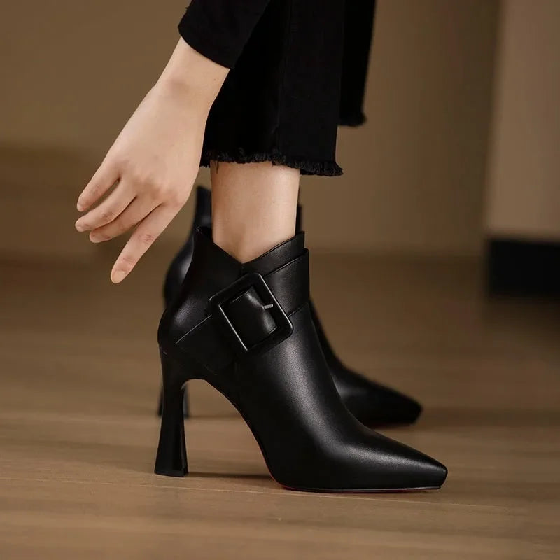Aveline | Ankle Boots with Buckle