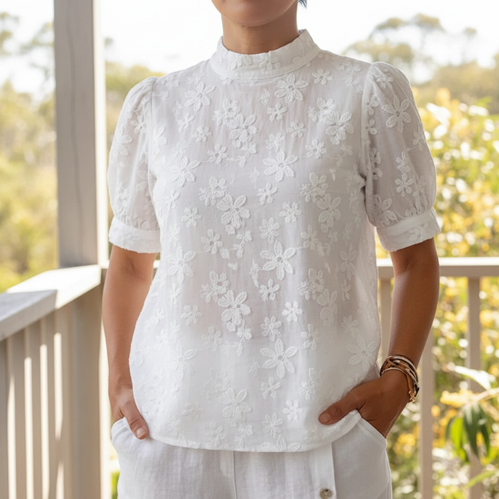 Doutzen | Lightweight Embroidered Blouse