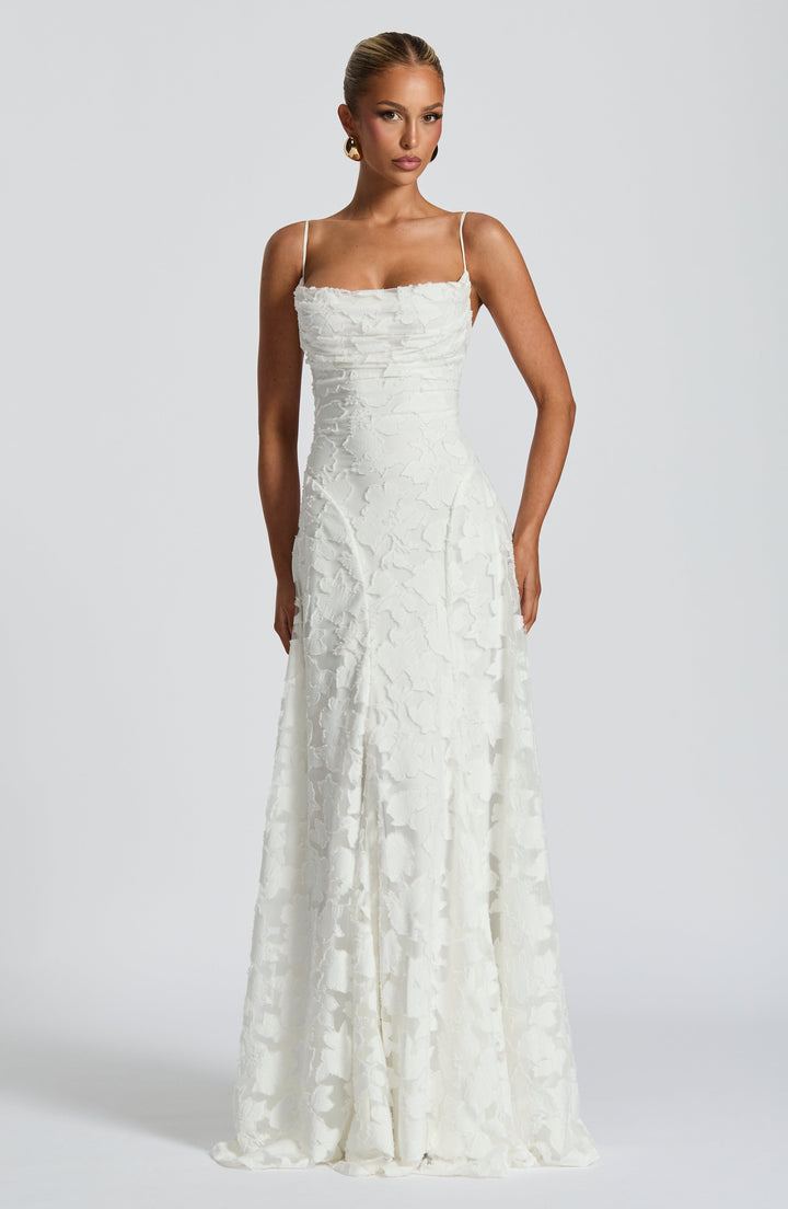 Odelina | Elegant Maxi Dress