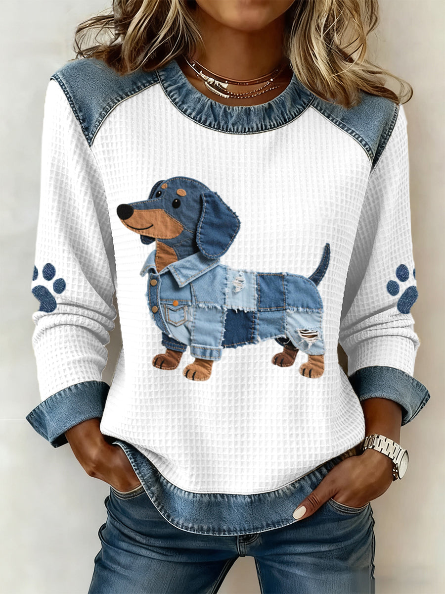 Julia | Charming dachshund with denim patchwork