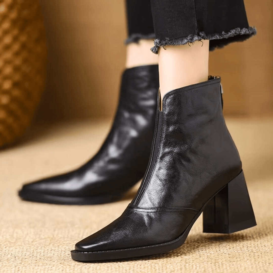 Ora | Elegant Mid-Heel Ankle Boots